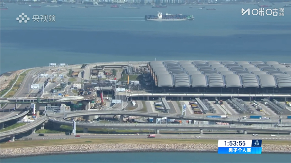 1763029124639613.png 港珠澳大橋香港旅檢大樓.png